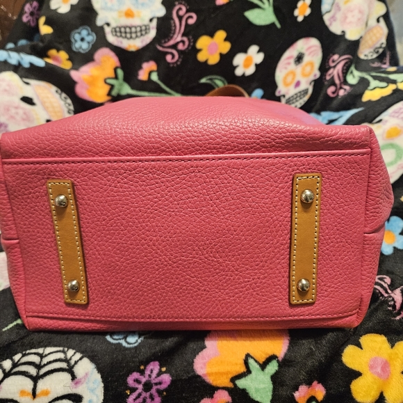 Dooney drawstring leather bag. - Picture 3 of 5